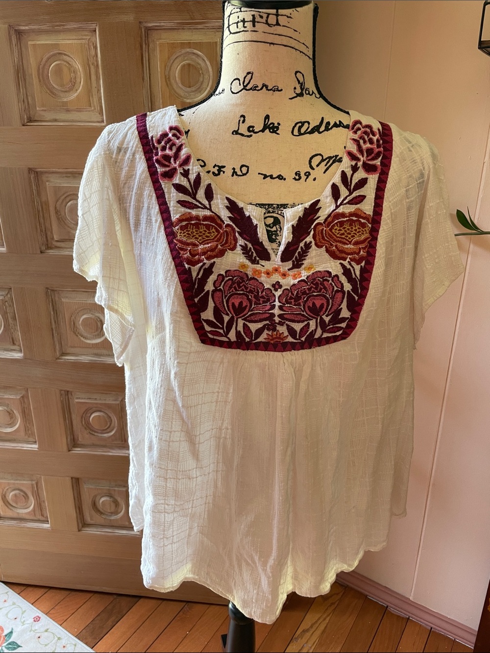 Style & Co. White Tunic with Burgundy Floral Embroidery